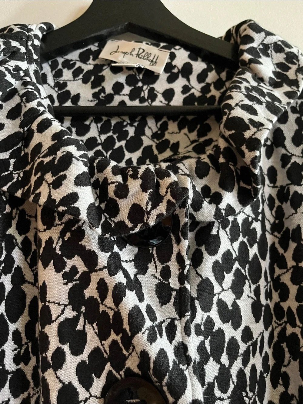 Joseph Ribkoff Artsy Abstract Leaf Swing Jacket Tiered Mixed Media Sleeve